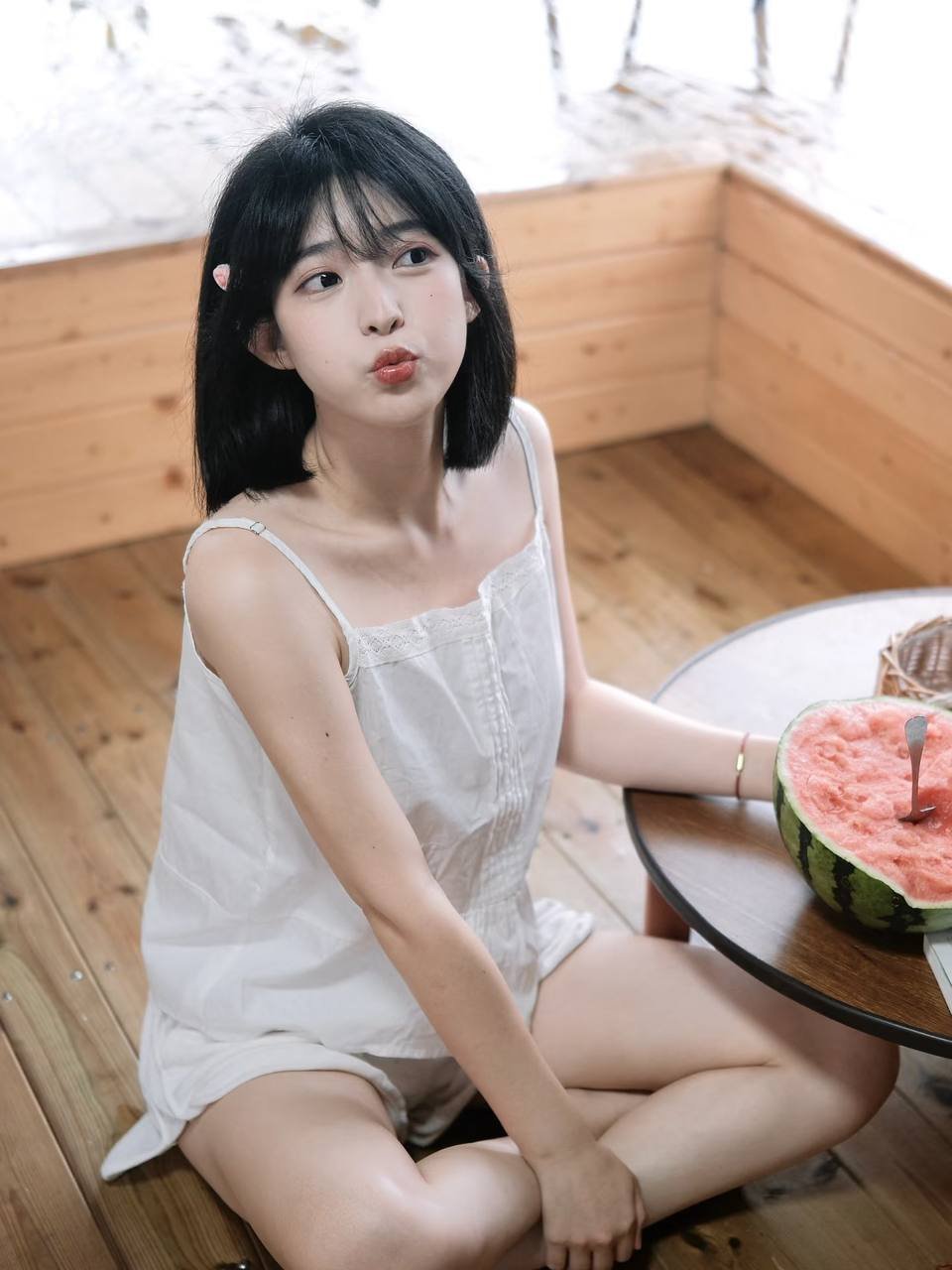 探索包养女孩的五个步骤与现实考量