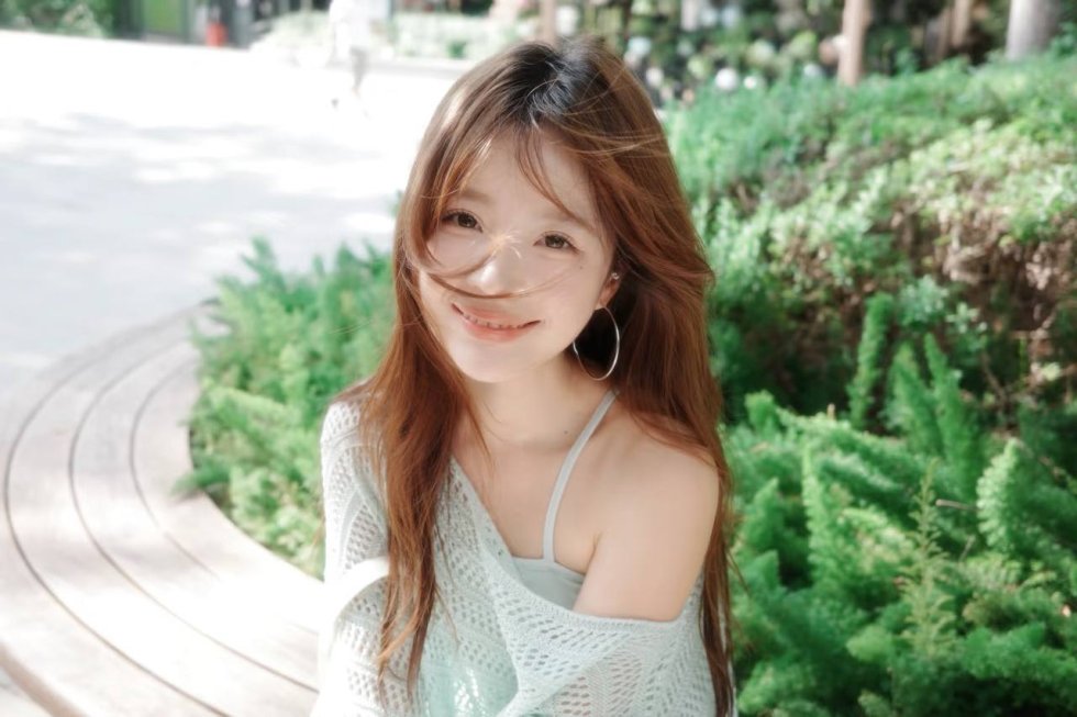 从经济独立到情感依附：探寻女大学生的包养现象