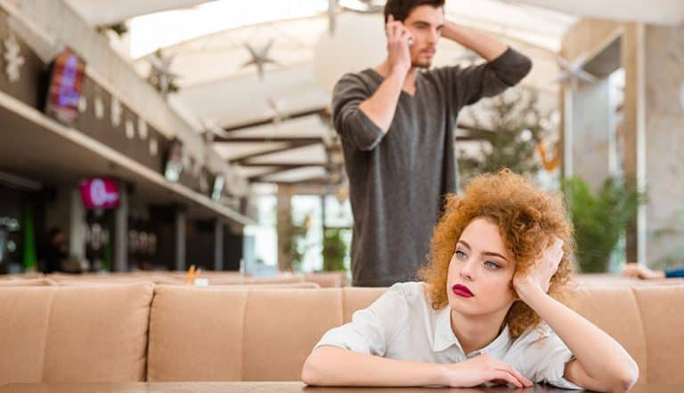 不幸的13个信号：你的女友可能已经不再被你吸引