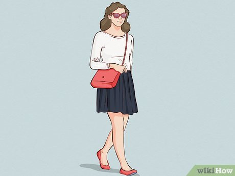 This sexy, bright color is bound to capture your date’s attention.